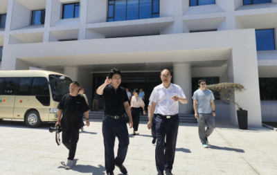 聚焦科技创新丨建德市委书记富永伟带队调研新化股份